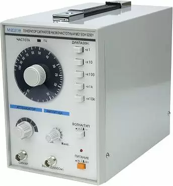 МЕГЕОН 02001 - генератор сигналов низкочастотный