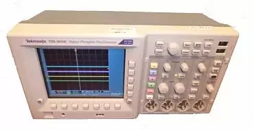 TDS3034C - цифровой осциллограф