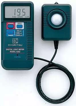KEW 5202 - цифровой люксметр (измеритель освещенности)