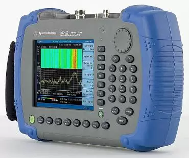 N9343C - портативный анализатор спектра до 13,6 ГГц